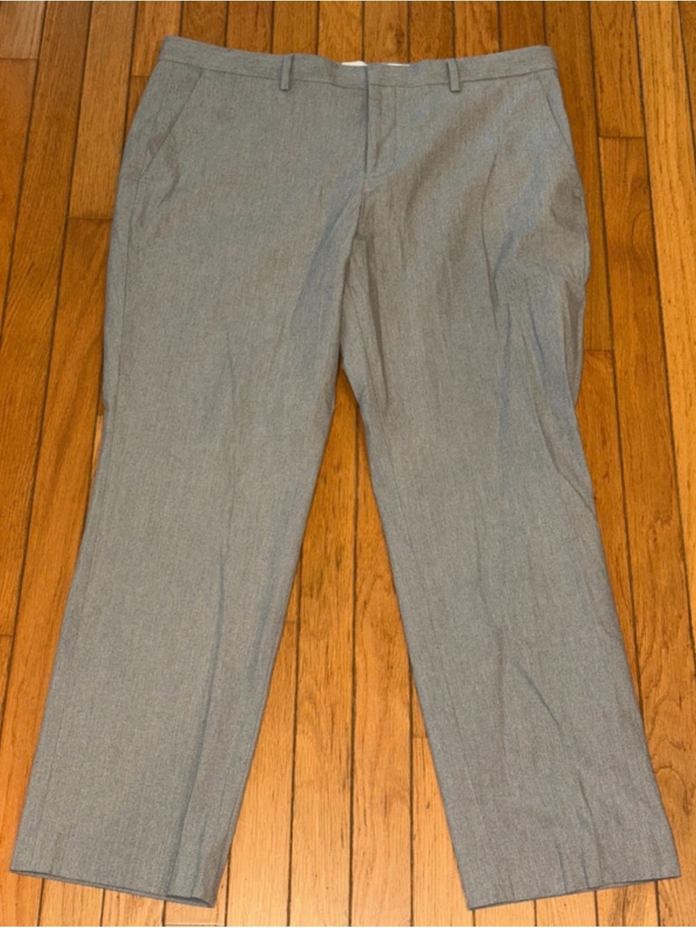 Men's Express Photographer Light Gray Dress
Pants, 36×30